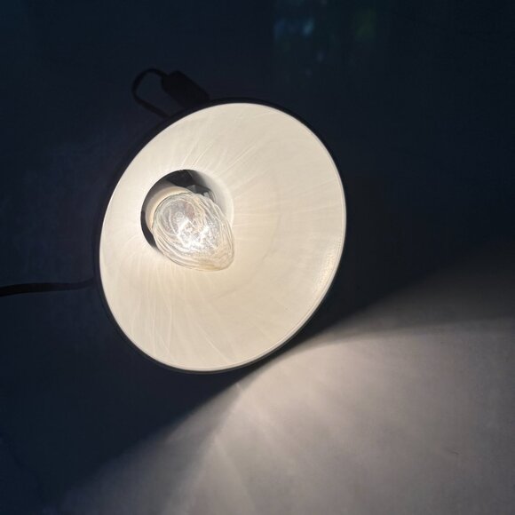 Studio Clip-On Light - Picture 6 of 6